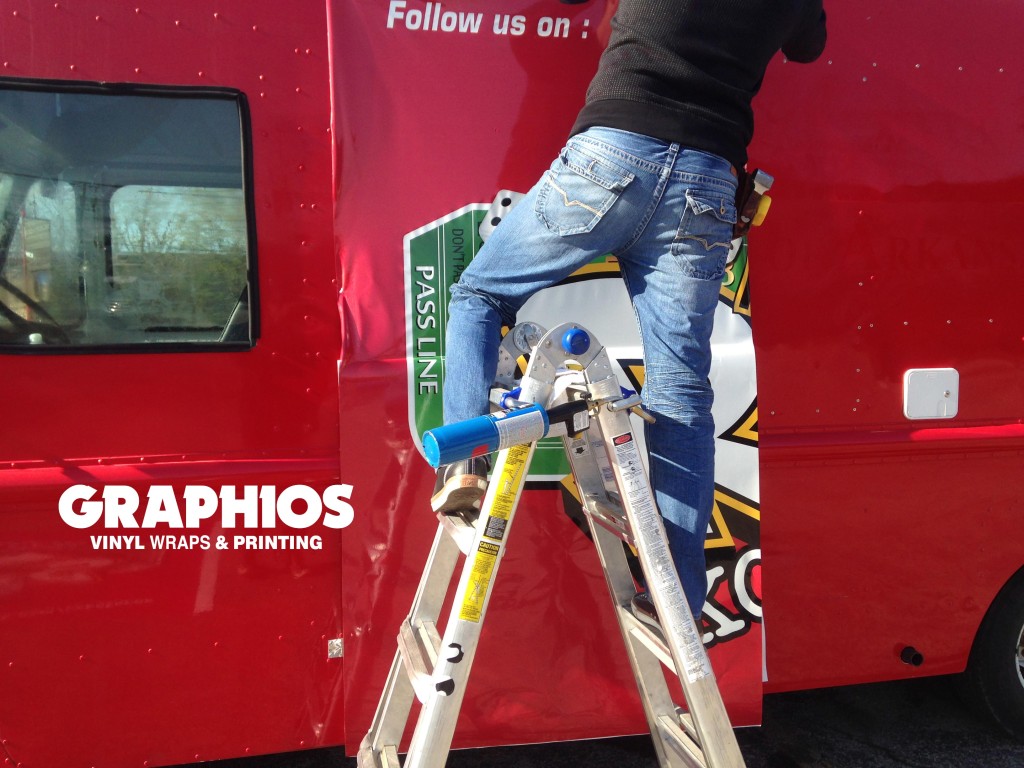 3M vinyl Wrap Food Truck Car Wrap In Chicago by GRAPHIOS (773) 413-0070